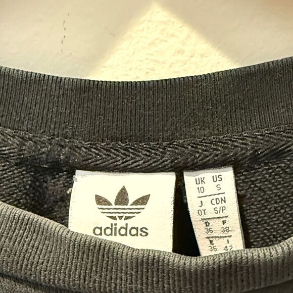 Adidas Black Adicolor Shattered Trefoil oversized Sweatshirt size S - Picture 4 of 10